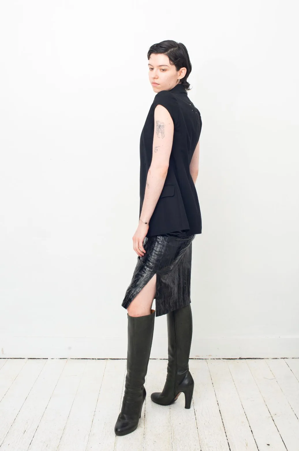 Maison Margiela black deconstructed padded shoulder cigarette jacket